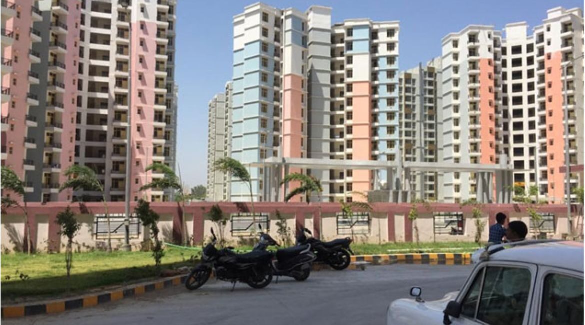 2 BHK Flat for Rent in Srishti Apartments