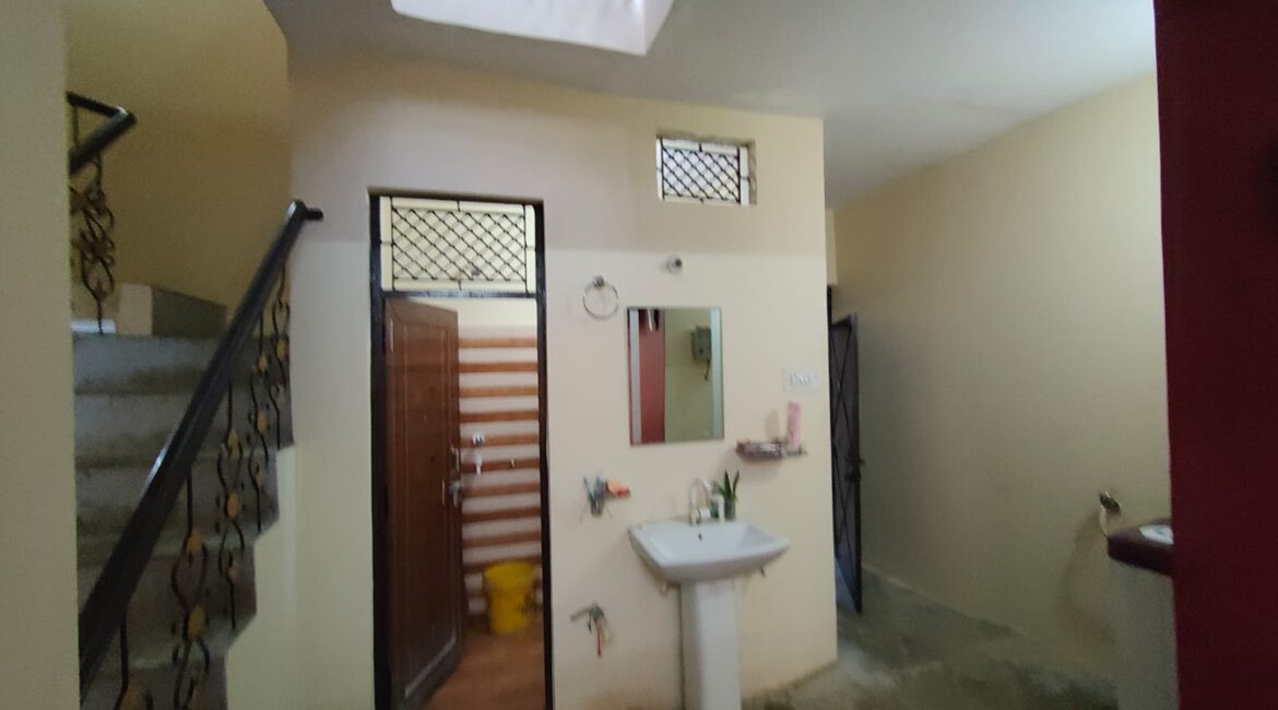 4 BHK House For Sale adjacent to Sports College Kursi Rd Lko