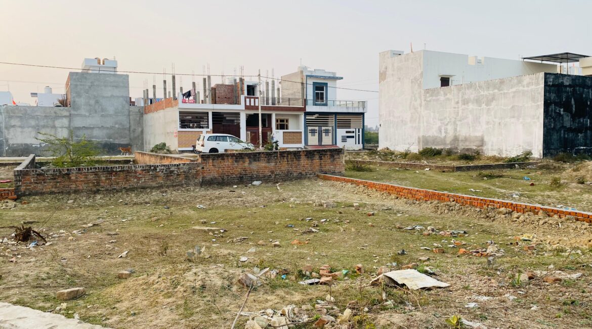 Residential Plot For Sale In Lko Prime Location Chaman Enclave